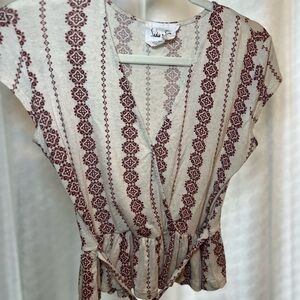 Sadie & Sage vintage inspired top